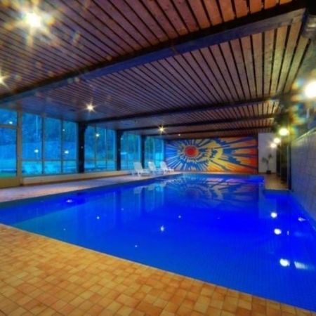 Moderne Dachwohnung Naehe Zermatt Mit Balkon Täsch Esterno foto